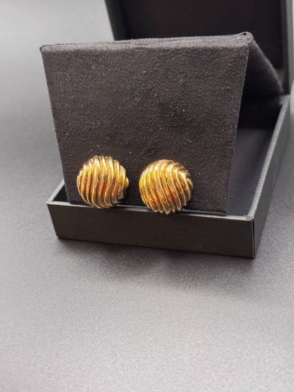 Christian Dior Vintage Dome Texture clip-on earrings